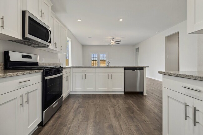 Foto del edificio - 15647 Plum Brk Dr