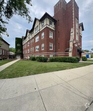 Building Photo - 3302 Kenilworth Ave