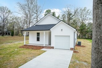 Building Photo - 510 Branch St