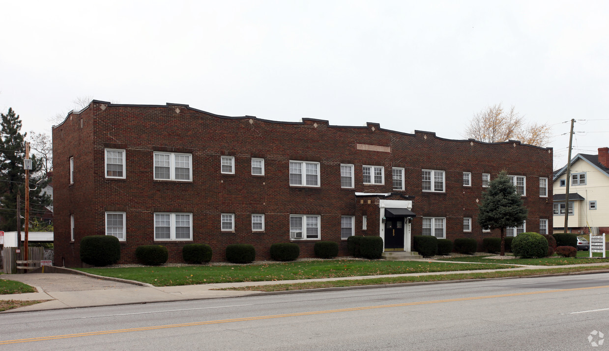 Primary Photo - 4801 E Washington St