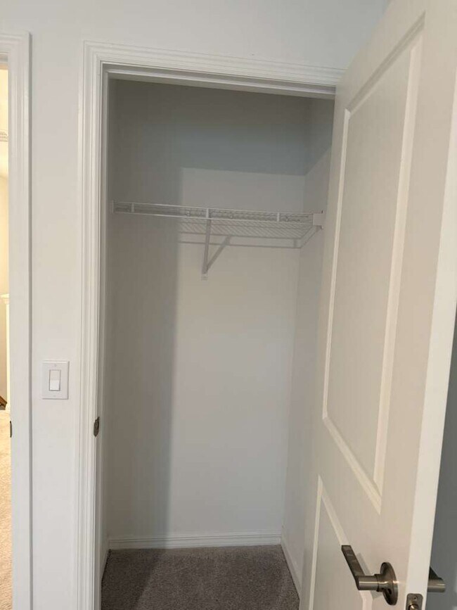 Foto del edificio - 3184 Skyline Loop