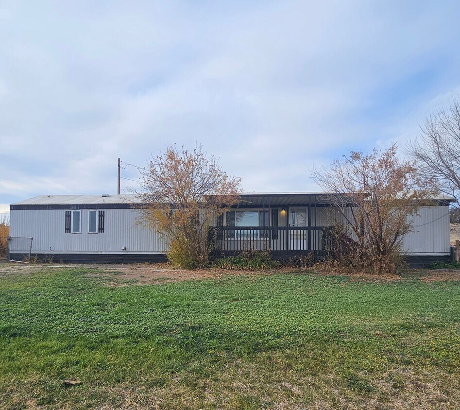 Foto principal - ** MOVE IN SPECIAL: FIRST MONTH $800.00 **