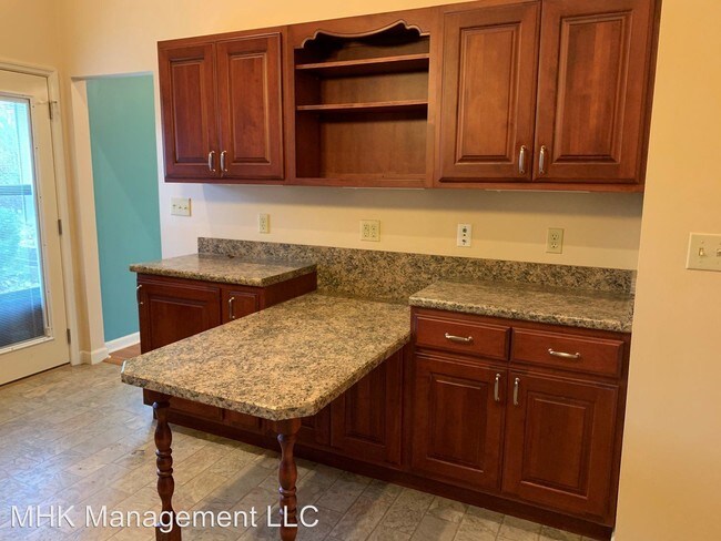 Building Photo - 3 br, 2 bath House - 6697 Blossomwood Dr.