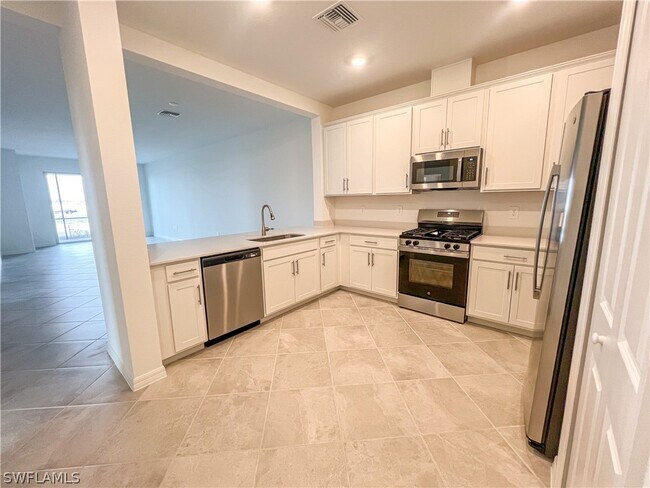 Foto del edificio - 14652 BALLAST Way