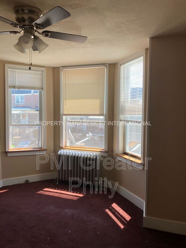 Building Photo - 424 Delmar St