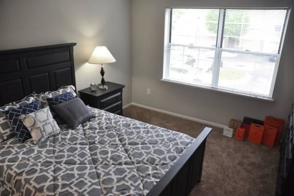 Building Photo - 2 bedroom in Bloomington MN 55431