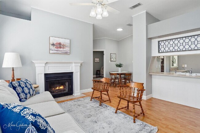 Building Photo - "Charming 3-Bedroom Bossier City Home with...