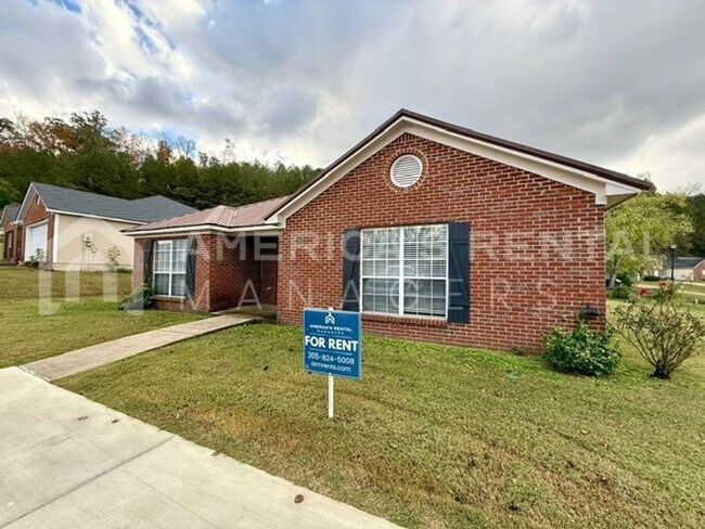 Foto del edificio - Easy Living in this Updated Pinson Home!!! COMING SOON!