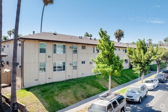 Building Photo - 3900 Nicolet Ave