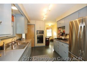 Foto del edificio - 3 Bedroom close to parks and schools