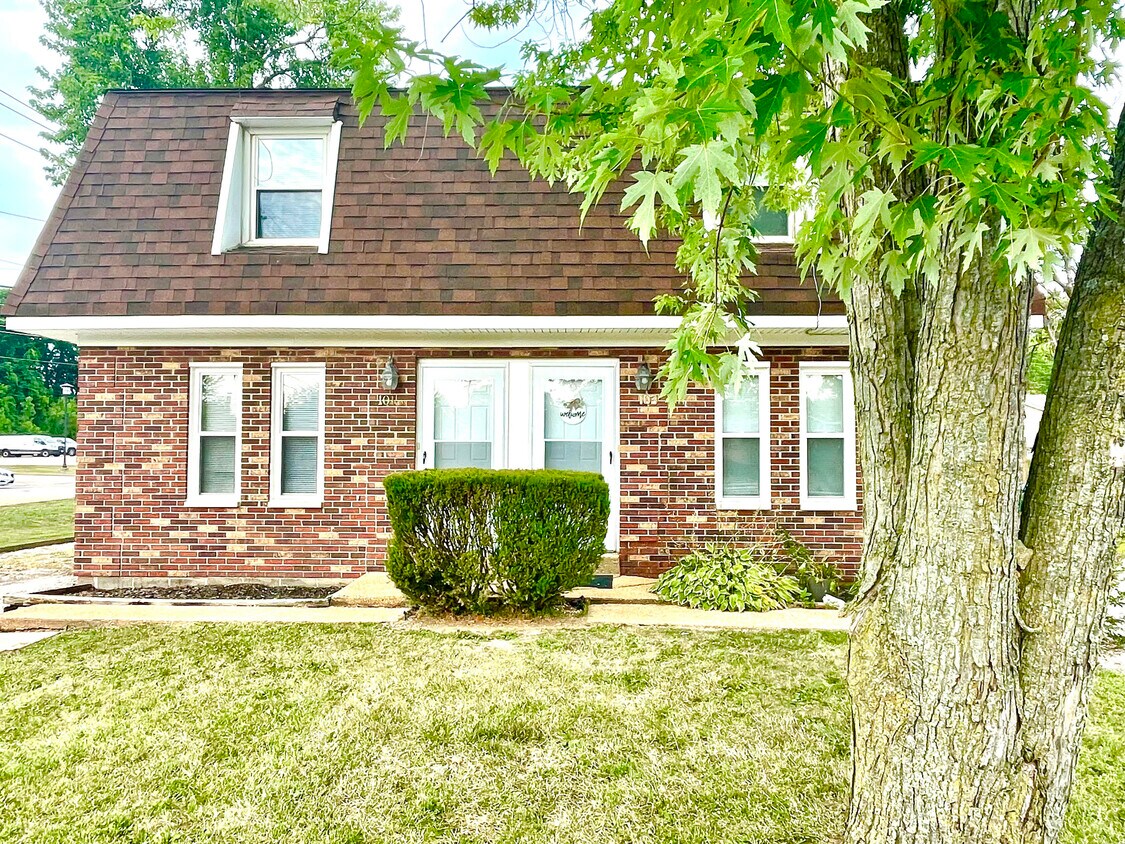 Primary Photo - 101 Walnut St