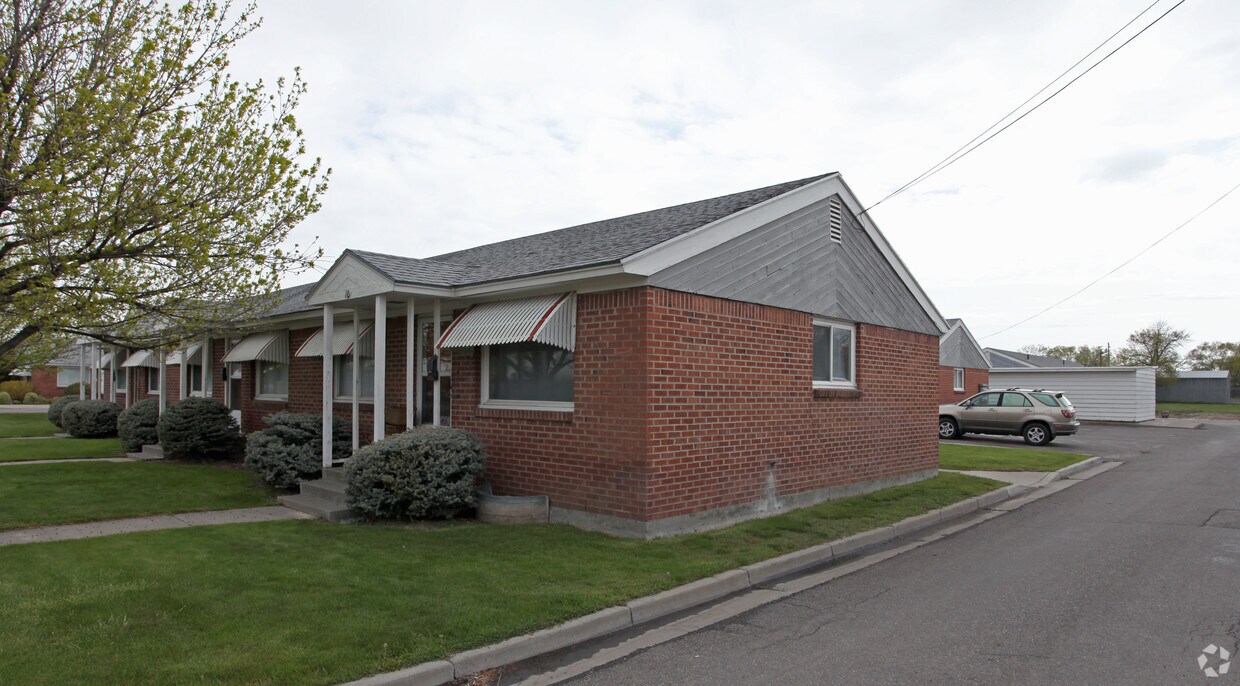 Primary Photo - 150 Martin St