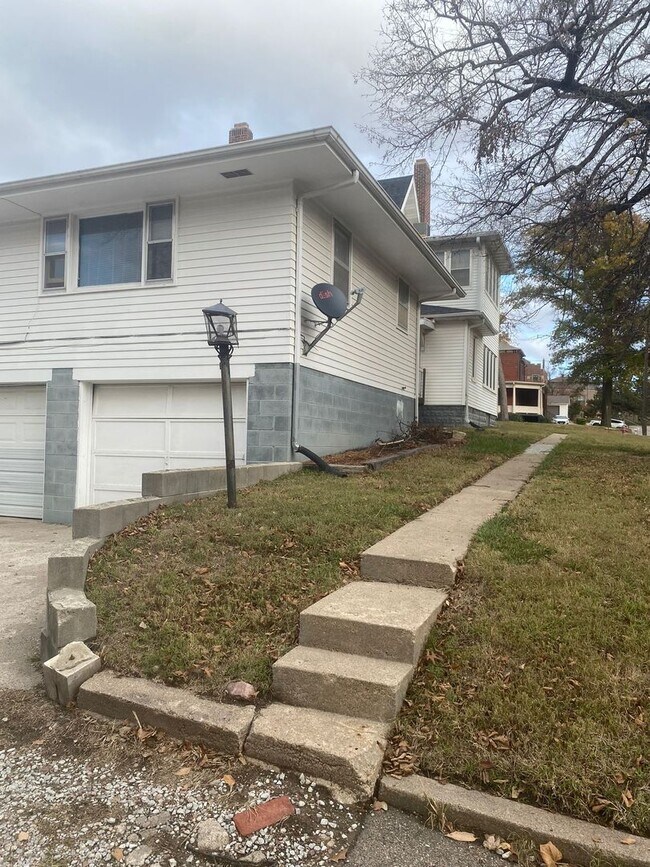 Foto del edificio - 730 E 12th St