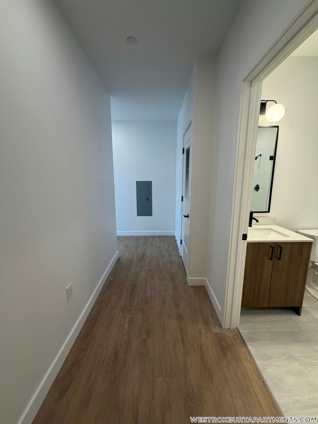 Building Photo - 199 Gardner St