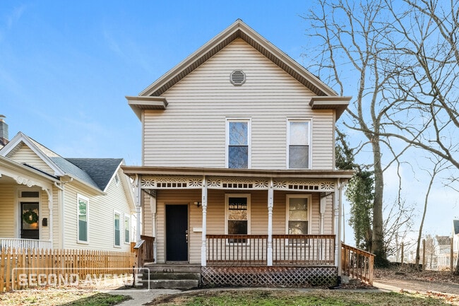 Building Photo - 4833 Greenwood Terrace