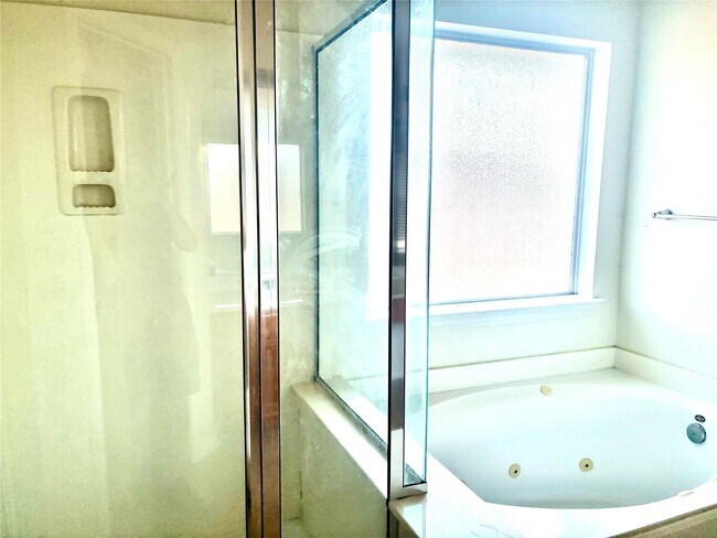 Foto del edificio - 13835 Clear Trail Ln