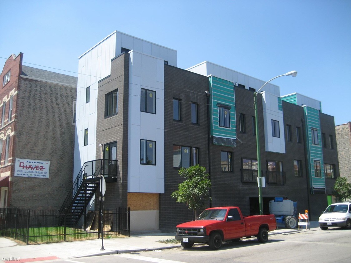 Primary Photo - 1409 W 19th St