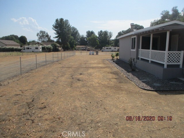 Building Photo - 30704 Stern Dr