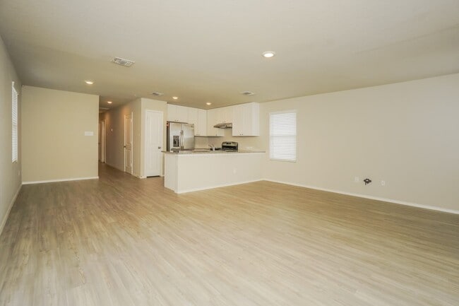 Building Photo - 5410 Verdugos Pl