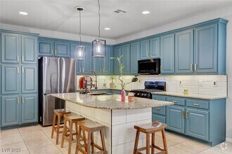 Building Photo - 10787 Villa Carlotta Ct