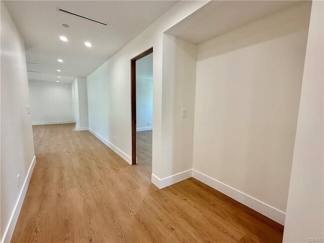 Foto del edificio - 22130 Gault St