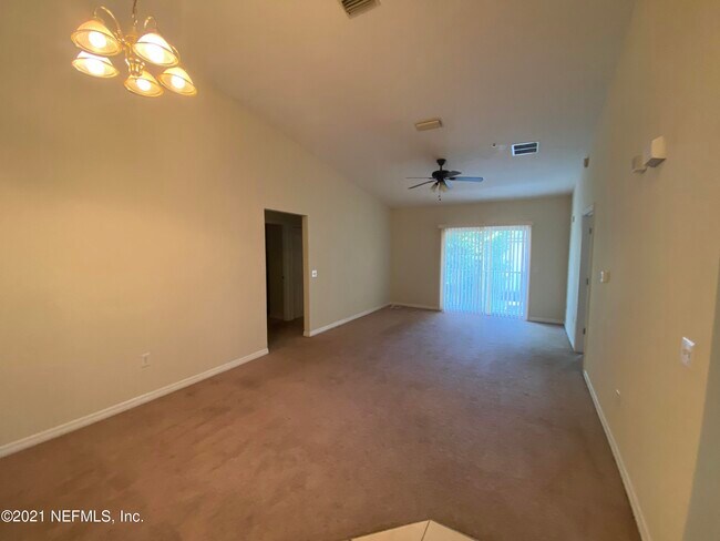 Building Photo - 6087 Maggies Cir