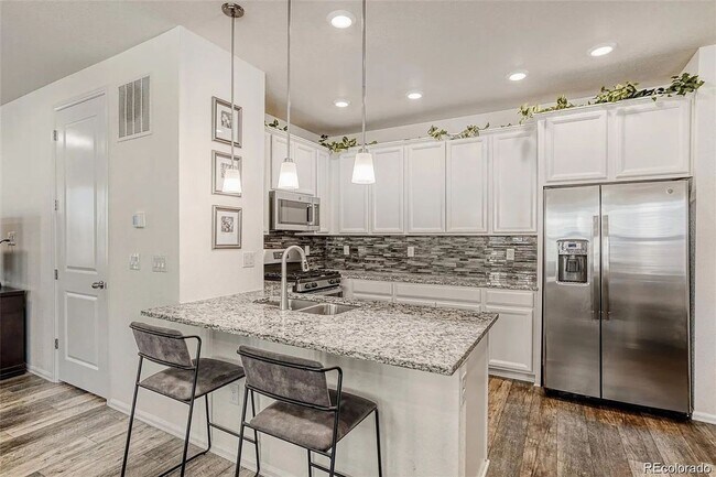 Foto del edificio - Elegant Broomfield 2-Bedroom + Loft | 3-Bath Home