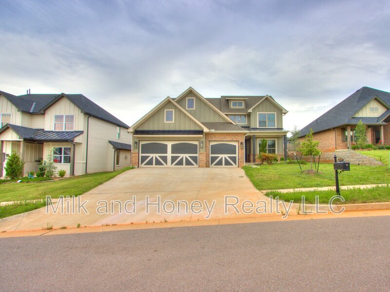 Primary Photo - 8140 Jenny Ln