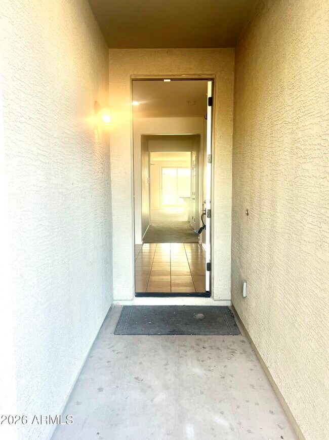 Foto del edificio - 9437 W Jones Ave