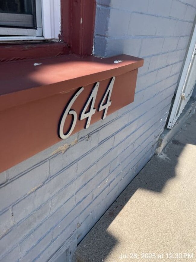 Building Photo - 644 N. 8th Street