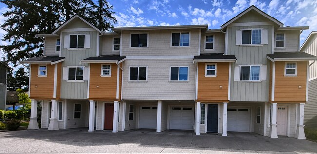 Foto del edificio - 334 9th Ave SE