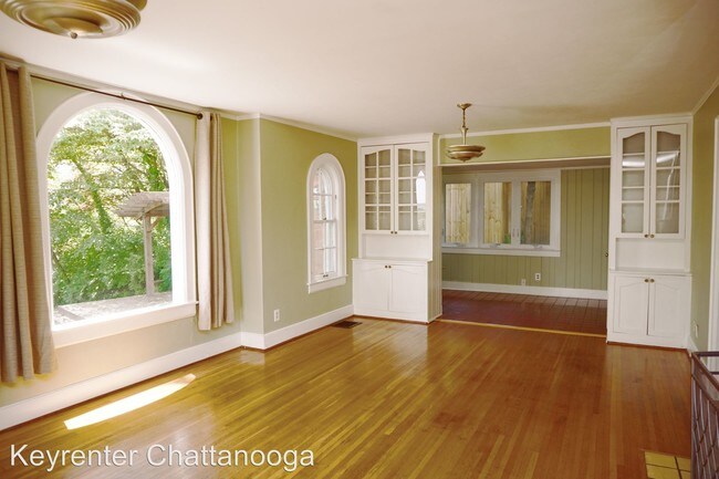 Building Photo - 4 br, 3 bath House - 809 Mt. Vernon Circle