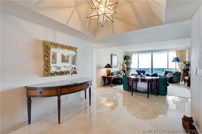 Foto del edificio - 3200 N Ocean Blvd