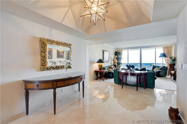 Building Photo - 3200 N Ocean Blvd
