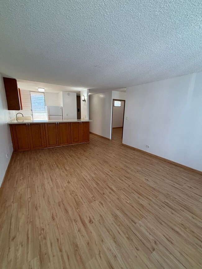 Foto del edificio - Lakeside Manor - Salt Lake - 2/1/1 - $2,00...