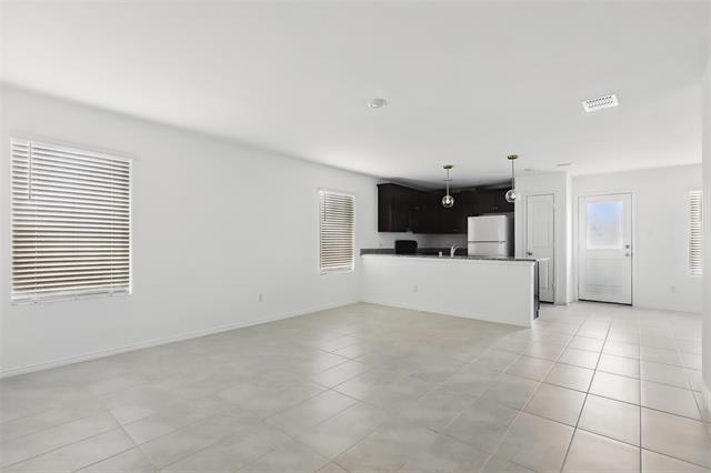 Foto del edificio - 1364 Beach Dr