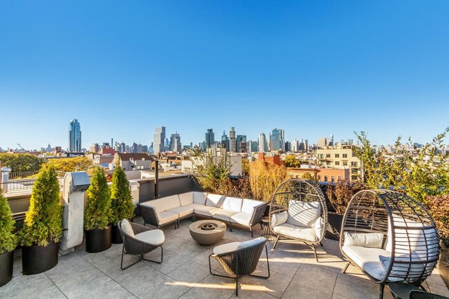 Foto del edificio - 193 Greenpoint Ave