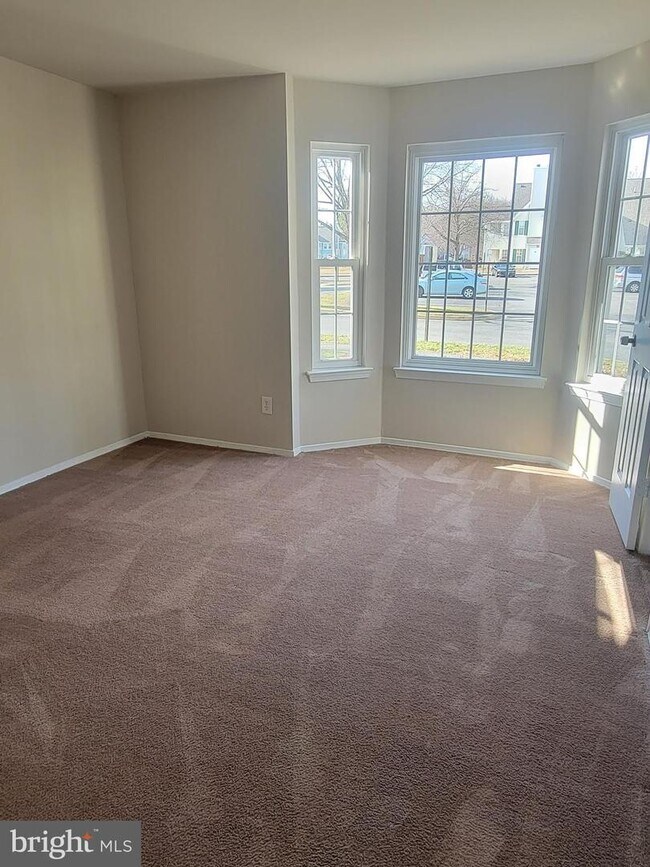 14001 Lord Marlborough Pl Unit 211, Upper Marlboro, MD 20772 Condo