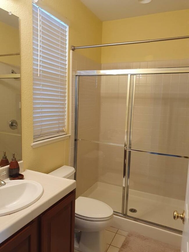 Building Photo - 2876 Falcon Ct