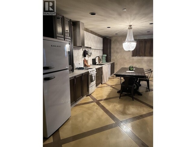 Building Photo - 7589 Curtis St