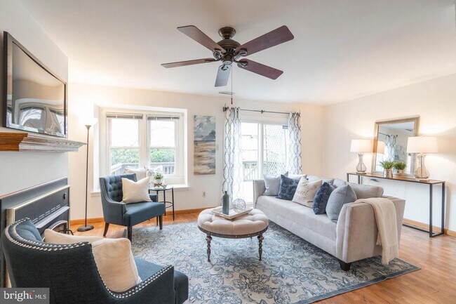 Foto del edificio - 4502 Adams Ct