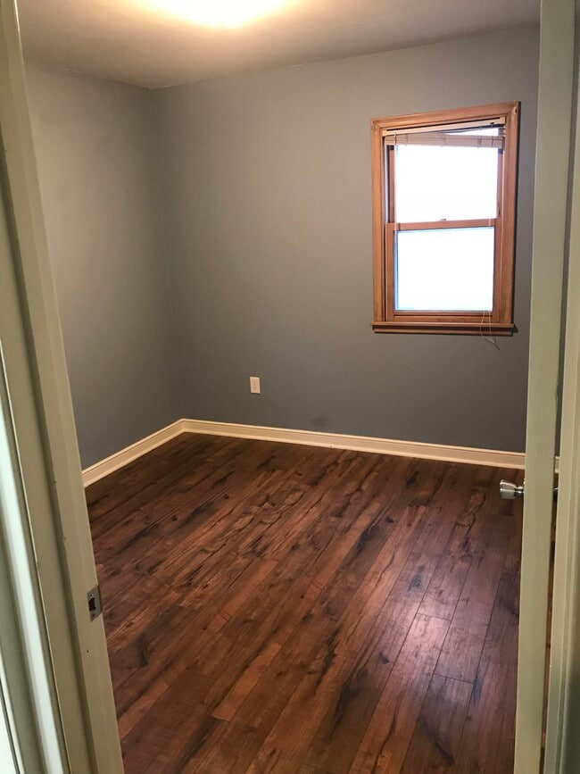 Bedroom 2 on 1st floor - 404 21st St SW