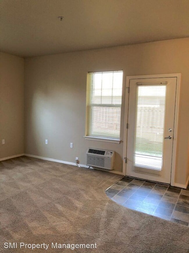 Building Photo - 2 br, 2 bath Apartment - 1124 McGee Court ...