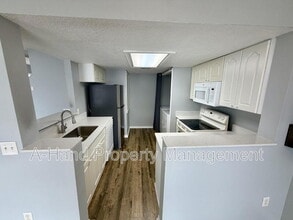 Building Photo - 538 Washington Palm Loop