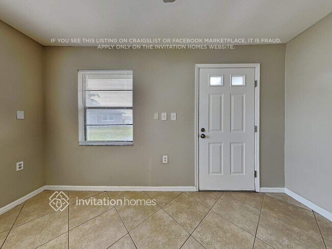 Foto del edificio - 8702 Wolf Den Trail