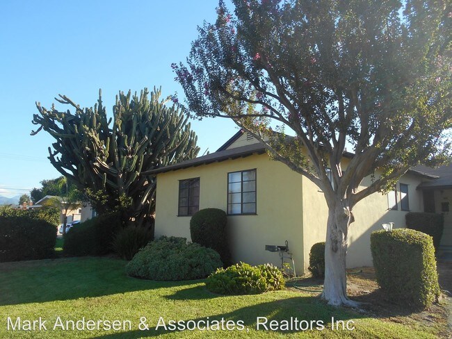 Building Photo - 3 br, 2 bath House - 316 S. ASTELL AVE