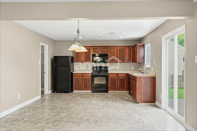Building Photo - 10442 Juniper Breeze Dr