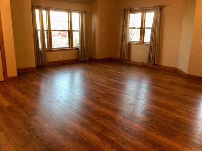 Foto del edificio - Stunning Townhome in South Heart