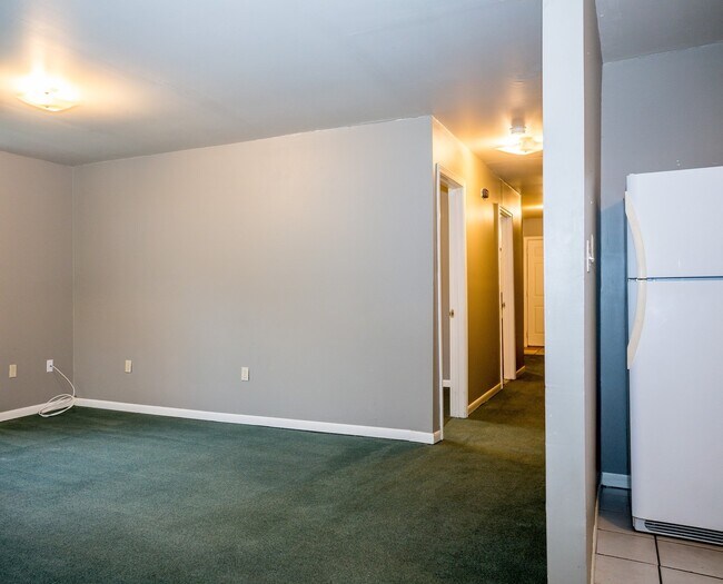 Foto del edificio - Centrally located bungalow!
