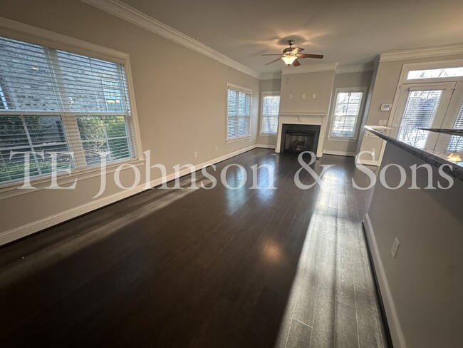 Foto del edificio - Stunning 3 Bedroom 2.5 Bath in Winston Salem